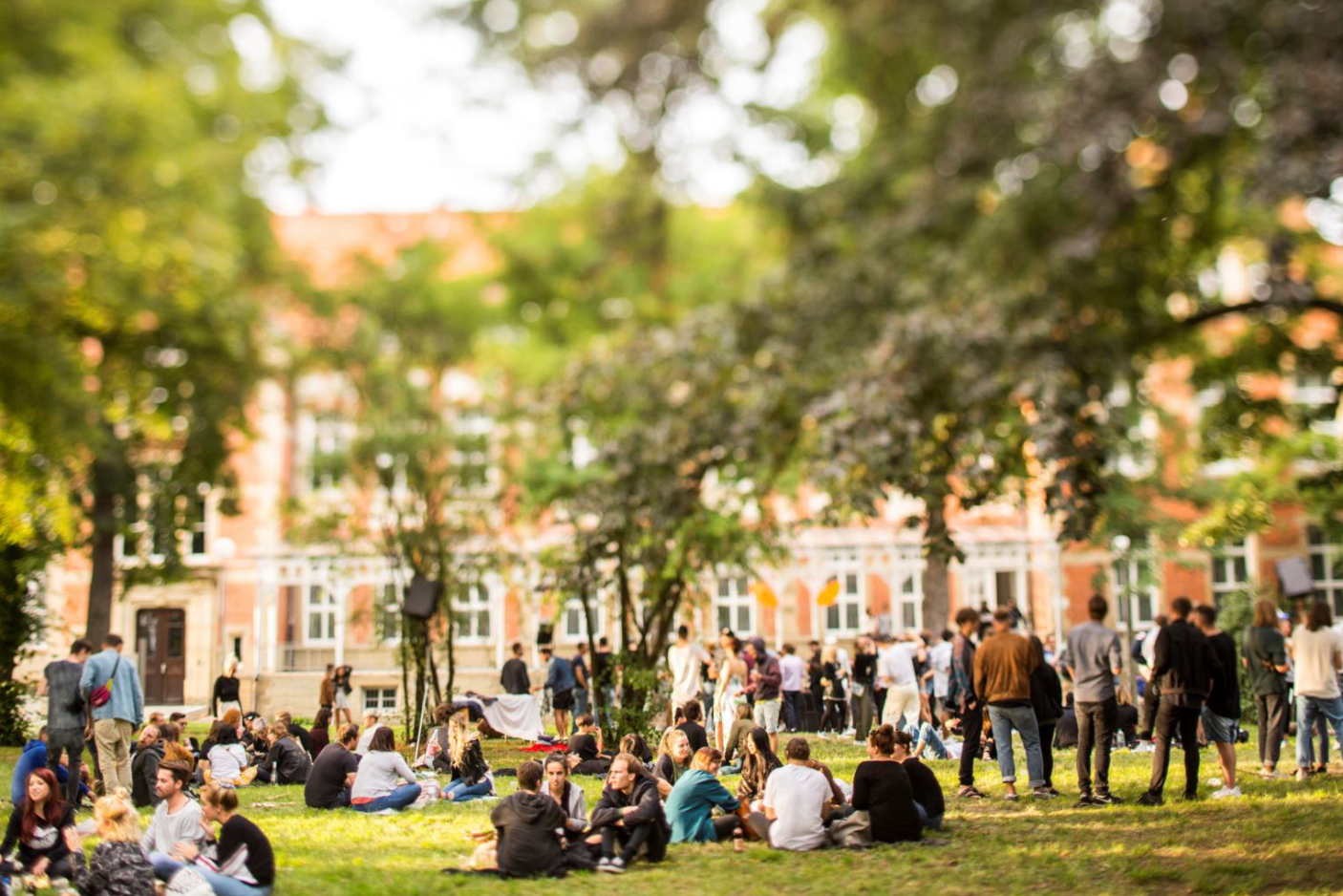 Blick auf den Campus der SRH Stuttgart