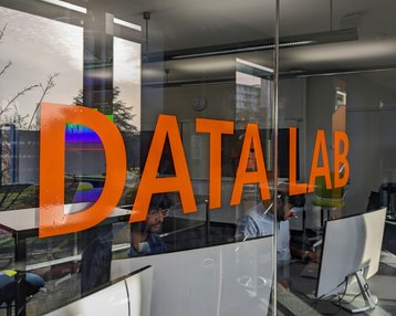 Data Lab Bild Studierende