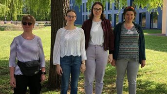 Corinna, Sophia, Annalena und Barbara bieten mit "Open Ear" eine psychosoziale Beratung für ihre Mitstudierenden an.