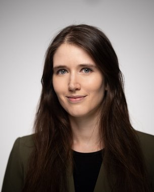 Portrait Photos of Alisa Hajdarpašić