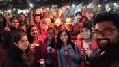 Gruppenfoto Studierende auf dem Heidelberger Weihnachtsmarkt